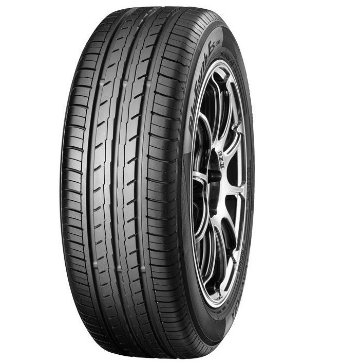 215/60R16 99V YOKOHAMA ES32 XL NYÁRI GUMI